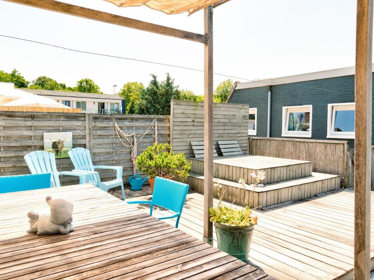 Modern Apartment In Schoorl Near The Beach Eksteriør bilde